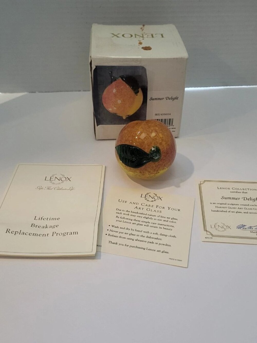 Lenox Peach - Summer Delight - Harvest Glory Art Glass Collection Paperweight